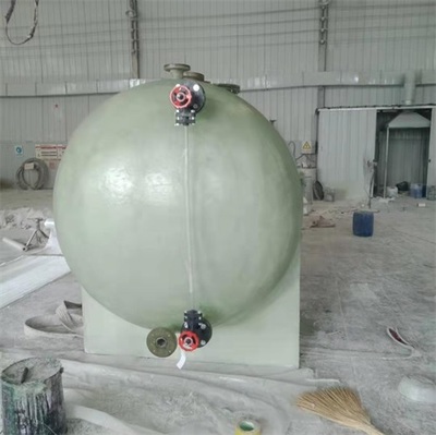 河北立式玻璃鋼儲罐-河南臥式玻璃鋼儲罐價格